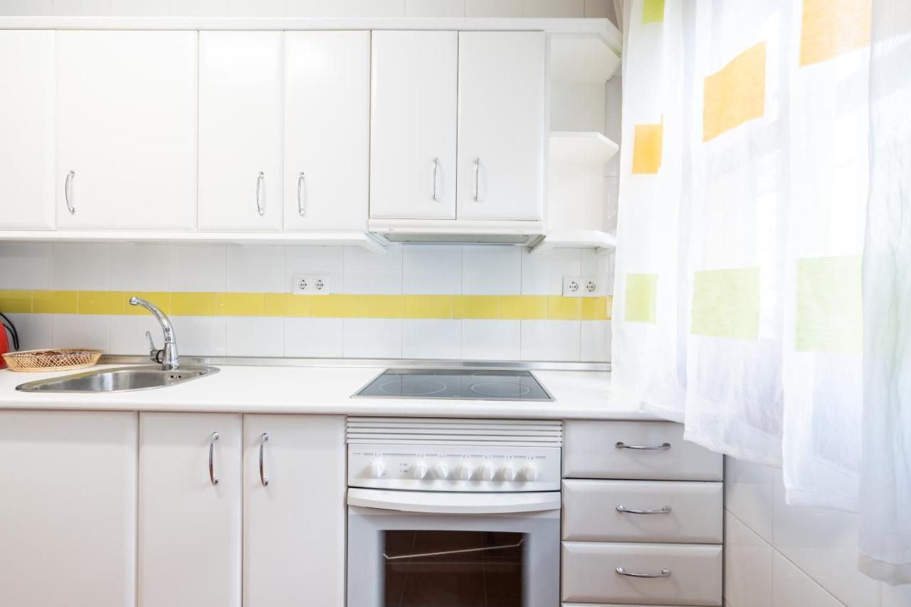 Holi-Rent Procurador Apartman Sevilla Kültér fotó