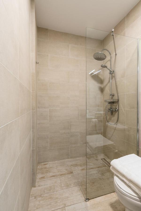Holi-Rent Procurador Apartman Sevilla Kültér fotó